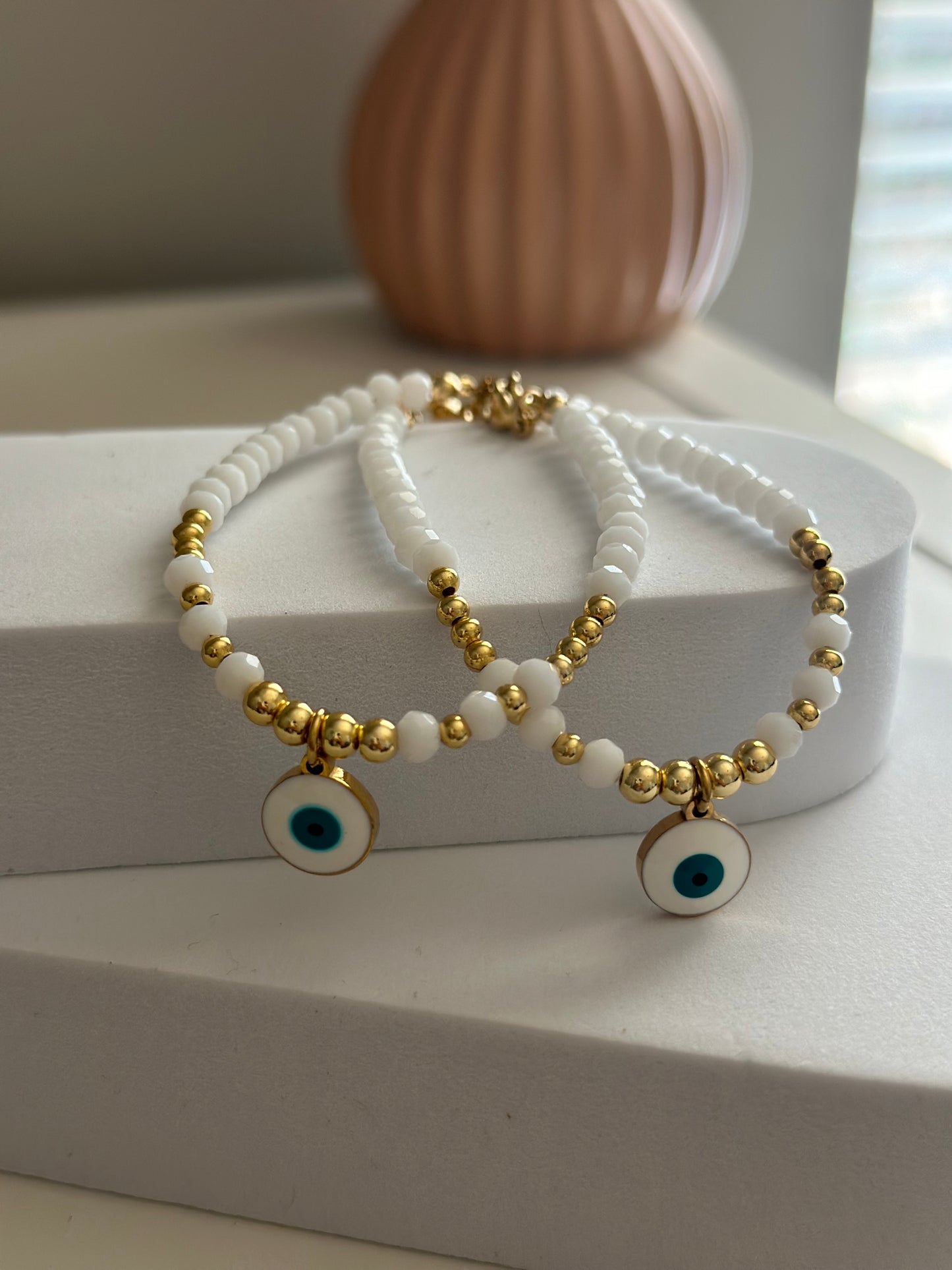 White Ojo Bracelet