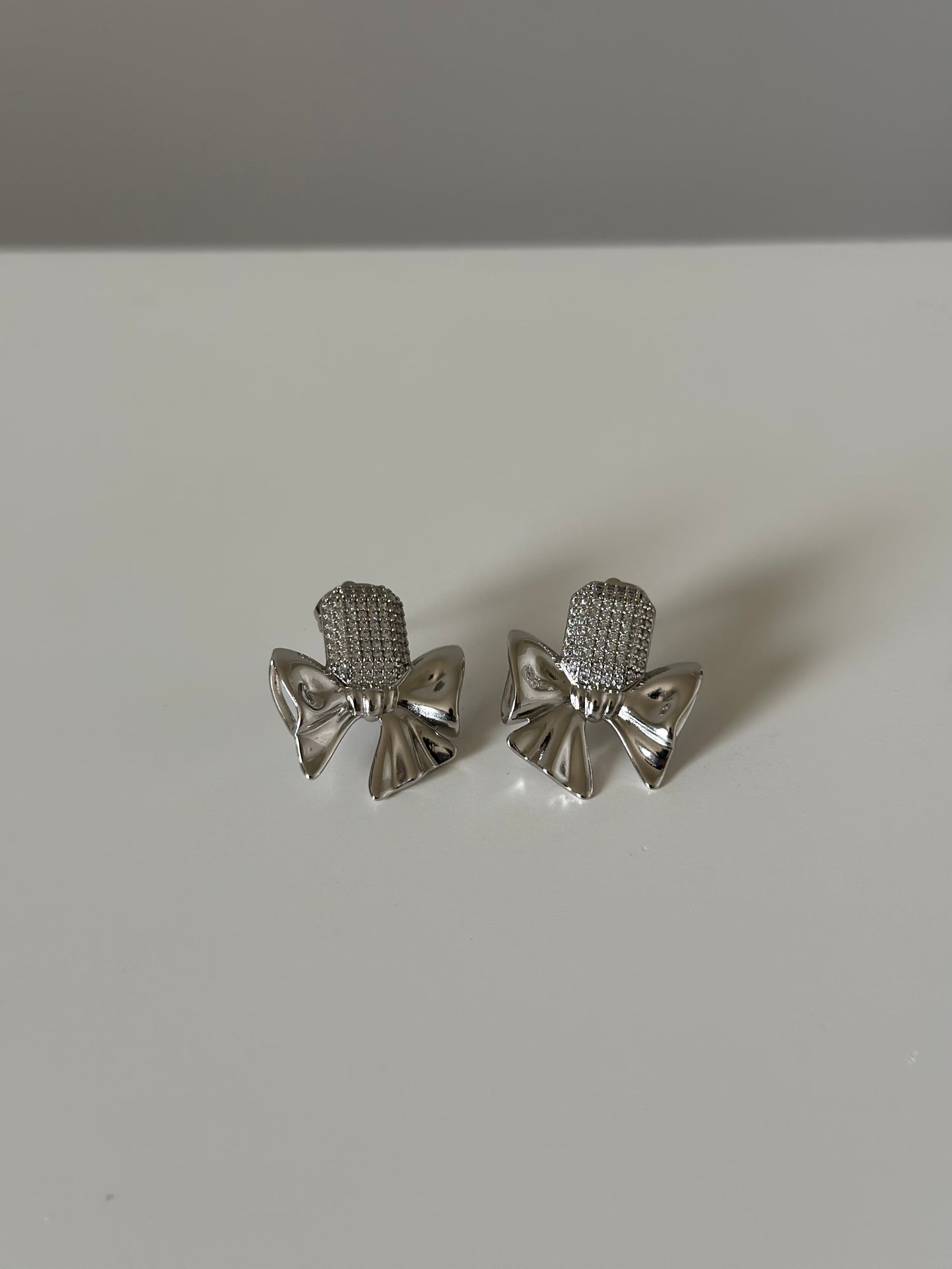 Agatha Bow Earrings