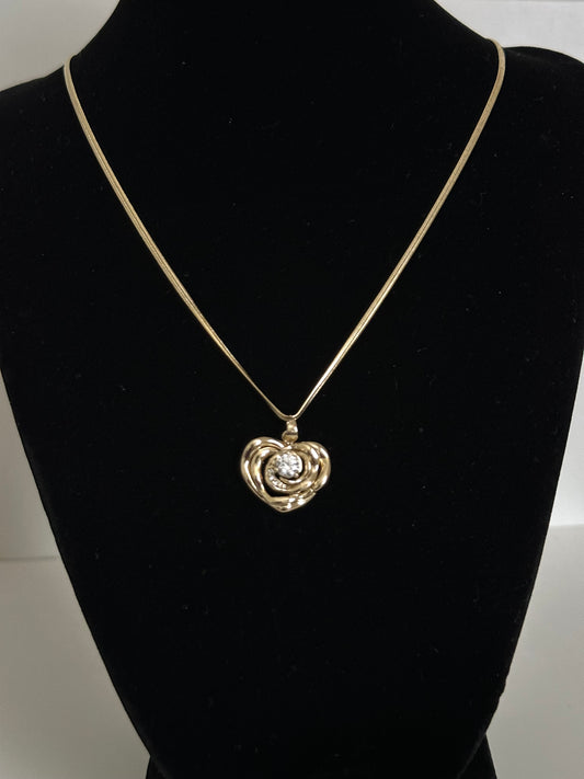 Diamante Corazón Necklace